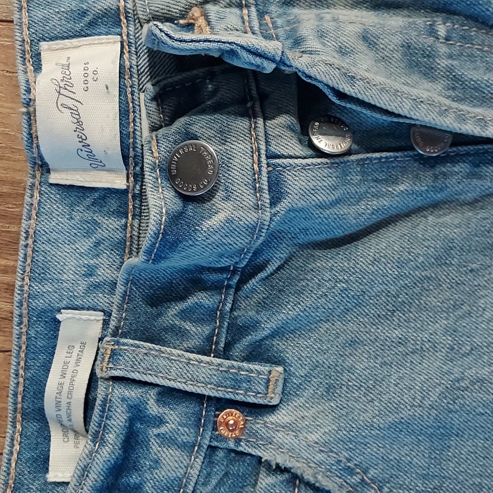 Universal Thread Cropped Vintage Wide Leg Jeans - Picture 3 of 6